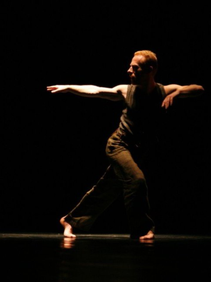 Ne vienas V.Jankausko šokio spektaklis buvo rodytas daugelyje Lietuvos ir užsienio šiuolaikinės choreografijos festivalių.