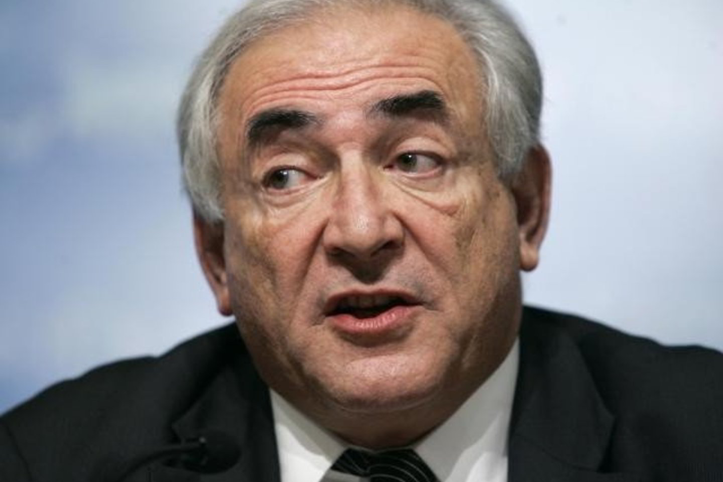 TVF vadovas D.Straussas Kahnas pasiruošęs padėti Latvijai.
