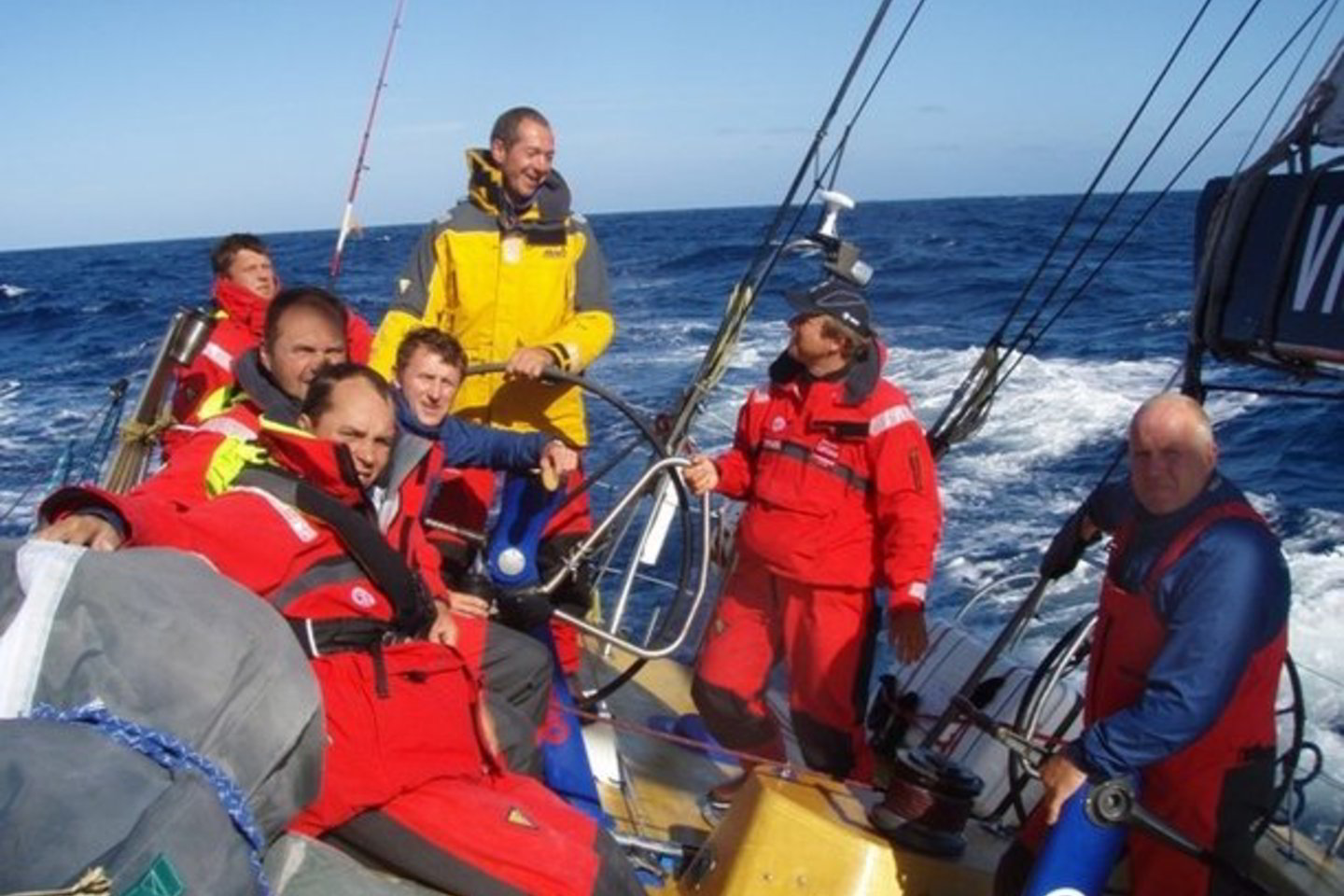 „Ambersail“ įgulos nuotaika - puiki.