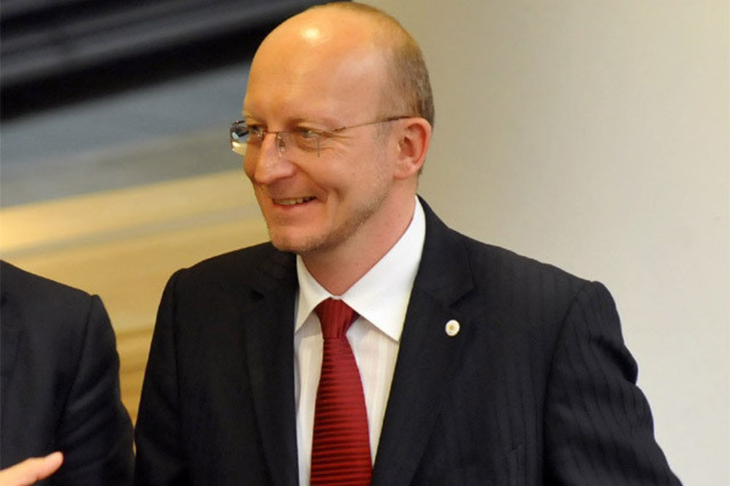Valinskas, į rinkimus veržęsis su šūkiu, esą seimūno alga turi būti tokia kaip vidutinė pensija, visai sutriko.