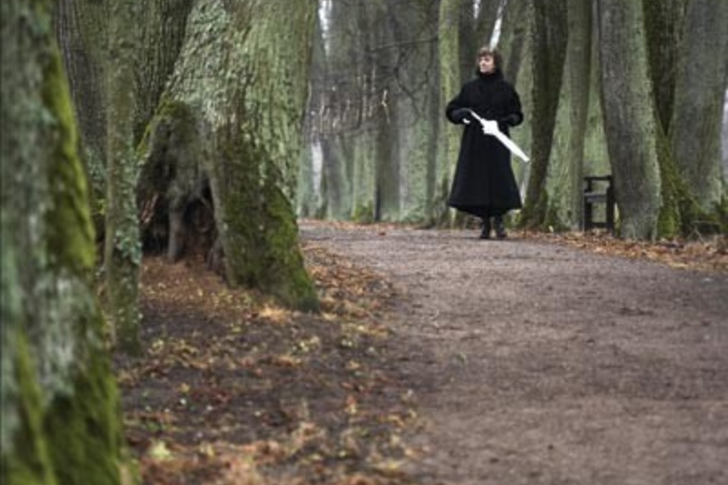 „Jau išmokau jaustis laiminga pasitenkindama tuo, ką turiu. Tai yra svarbiausia, ką gyvenime esu pasiekusi. Dabar, kaip niekada anksčiau, jaučiu pusiausvyrą, pasitikiu savimi“, – ištaria savo gyvenimo rudeniu besidžiaugianti 2008-ųjų Lietuvos moteris N.Rutkienė.