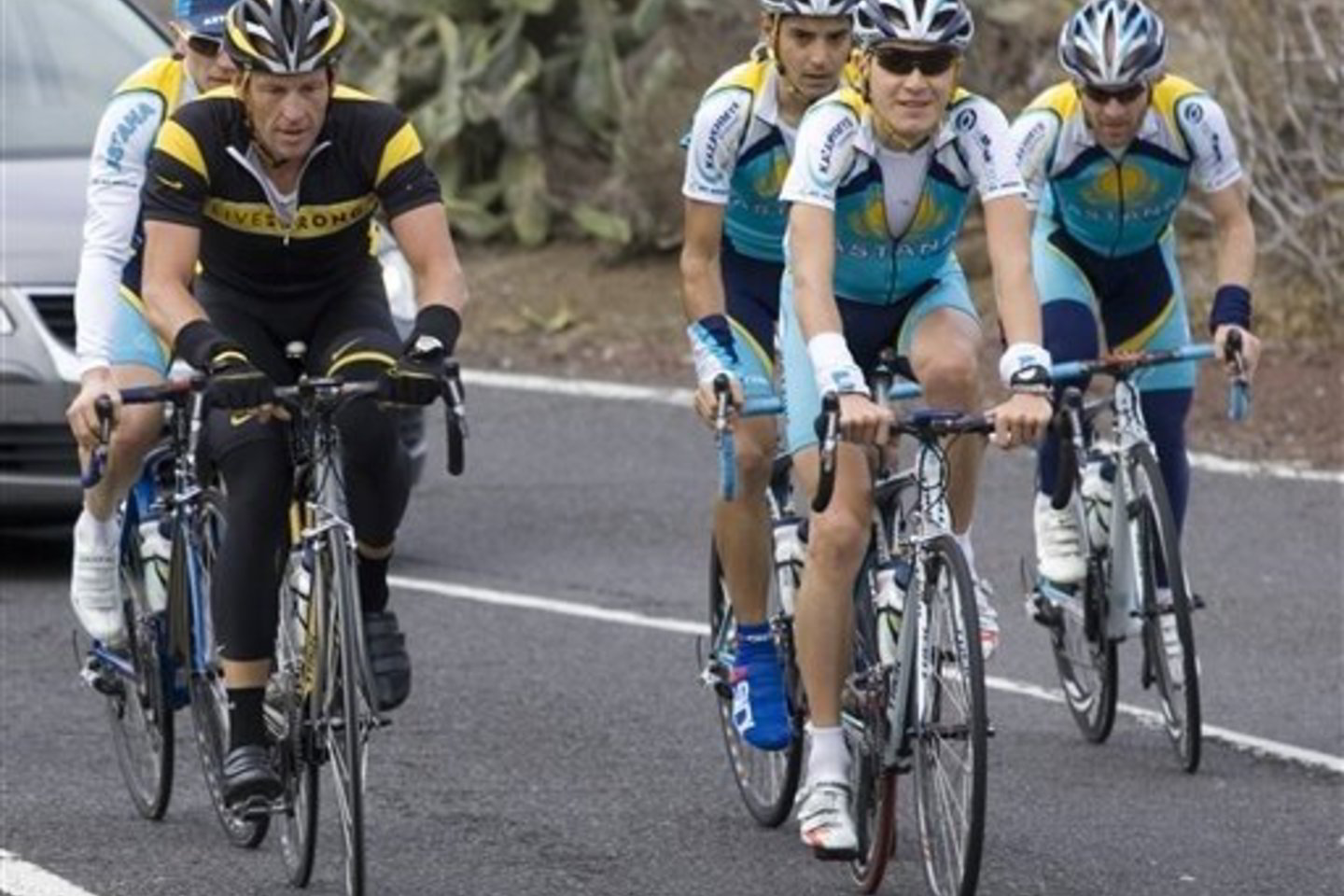 L.Armstrongas kartu su "Astana" komanda treniruojasi Tenerifės saloje.