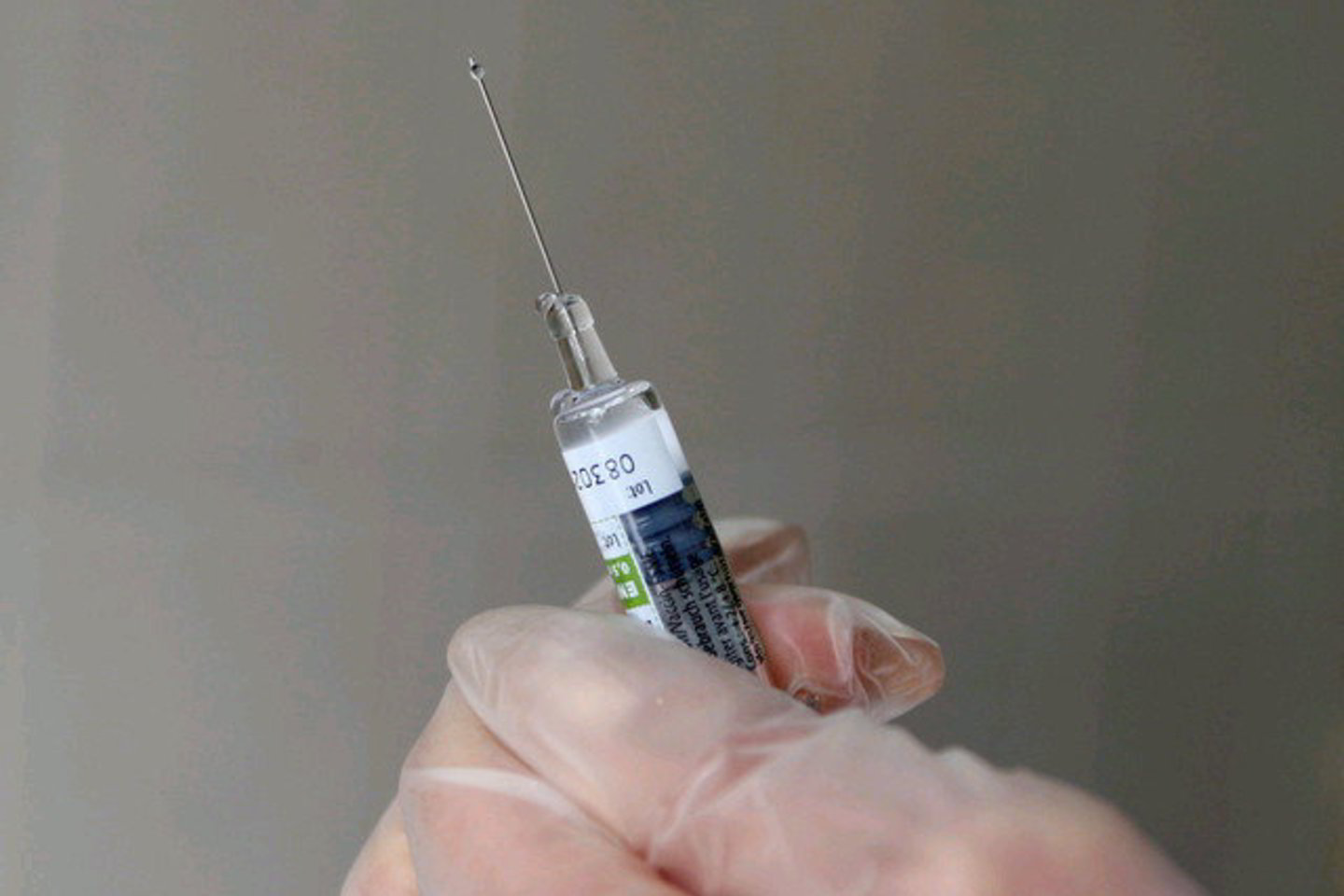 Pasiskiepijus vakcina „Cervarix“ rizika susirgti vėžiu sumažėja iki 80 procentų.