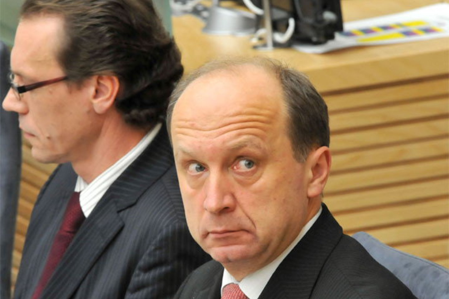 Naujasis premjeras A.Kubilius apkarpė ministrų algas.