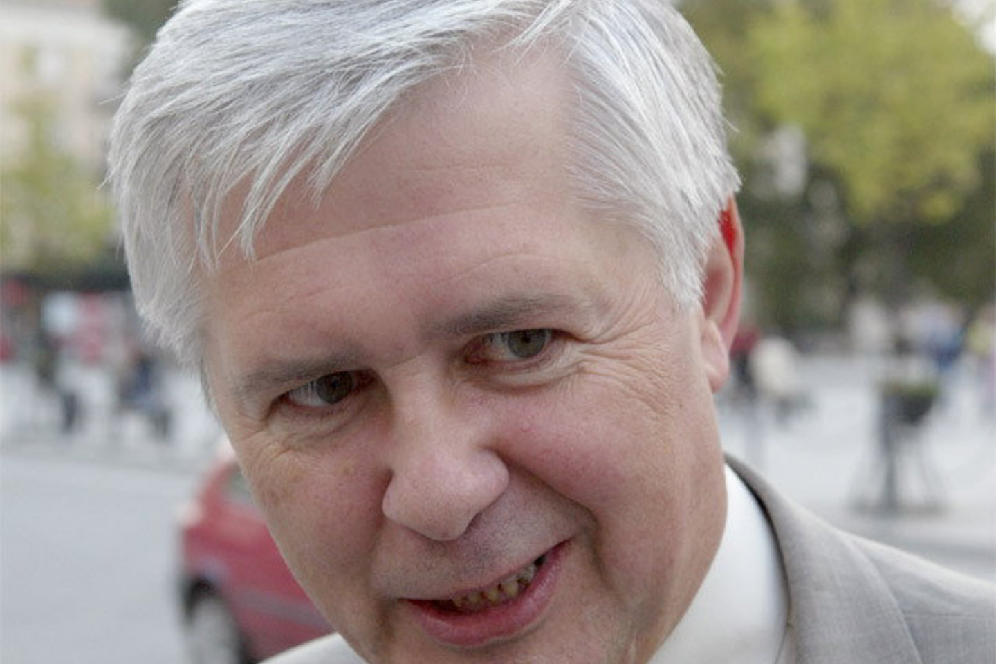 V.Umbrasas dirbs Krašto apsaugos ministerijoje.
