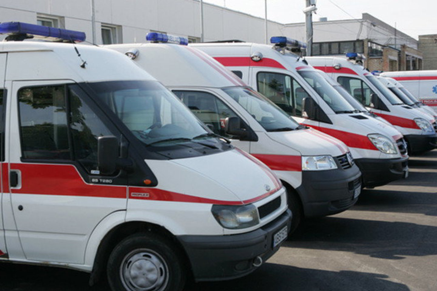 Greitosios pagalbos automobiliais vykdavo komercinės išvykos.