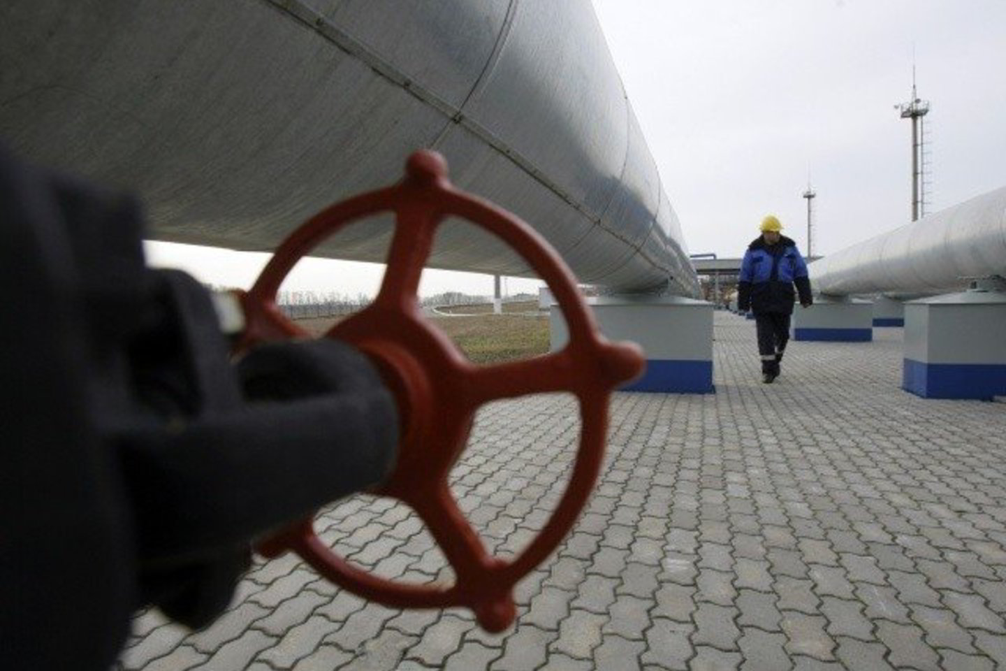 „Gazprom“ dujų tiekimą sustabdė 6 valandą ryto, kai pasibaigė sutarties su Ukraina galiojimas.