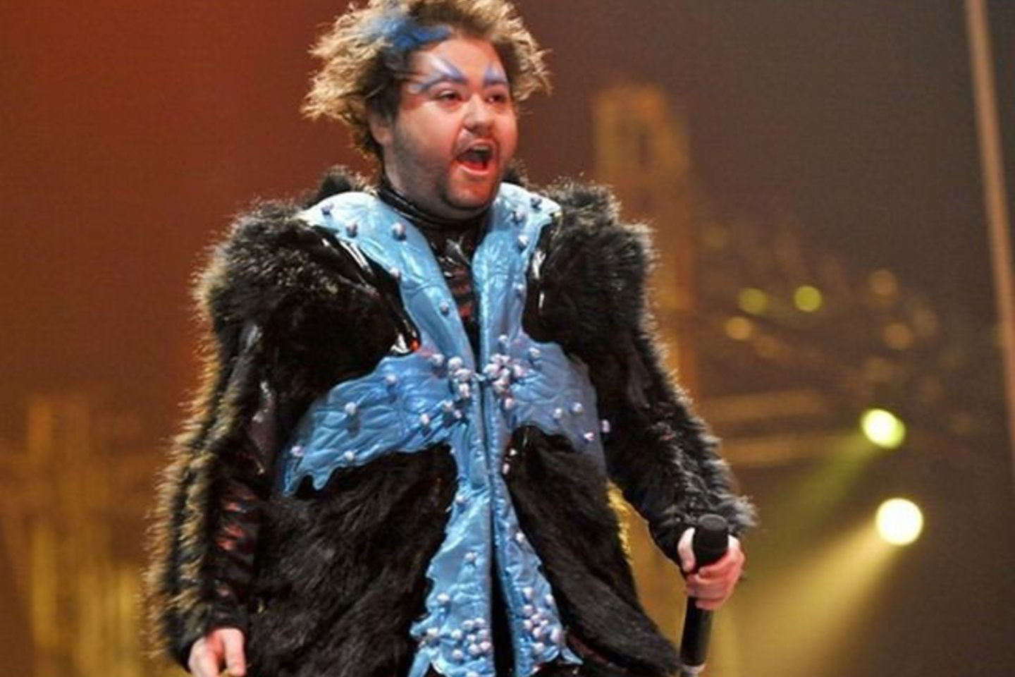 Nuo 2003 m. R.Karpis dainuoja Lietuvos nacionaliniame operos ir baleto teatre.