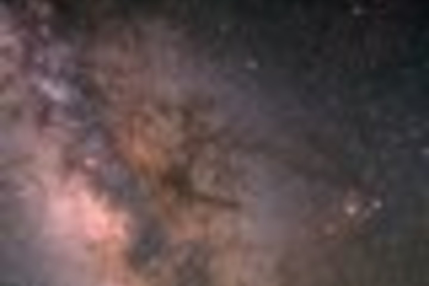 Giedrą naktį Paukščių Taką galima pamatyti plika akimi.