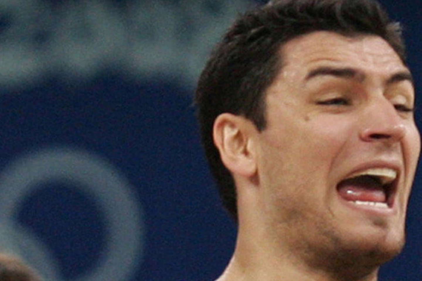 C.Delfino jau yra vilkėjęs Toronto „Raptors“ marškinėlius.