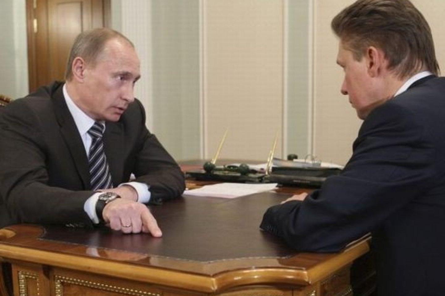 Rusijos premjeras Vladimiras Putinas ir „Gazprom“ vadovas Aleksejus Milleris pirmadienį nutarė prieš Kijevą sukiršinti Pietų Europos šalis.