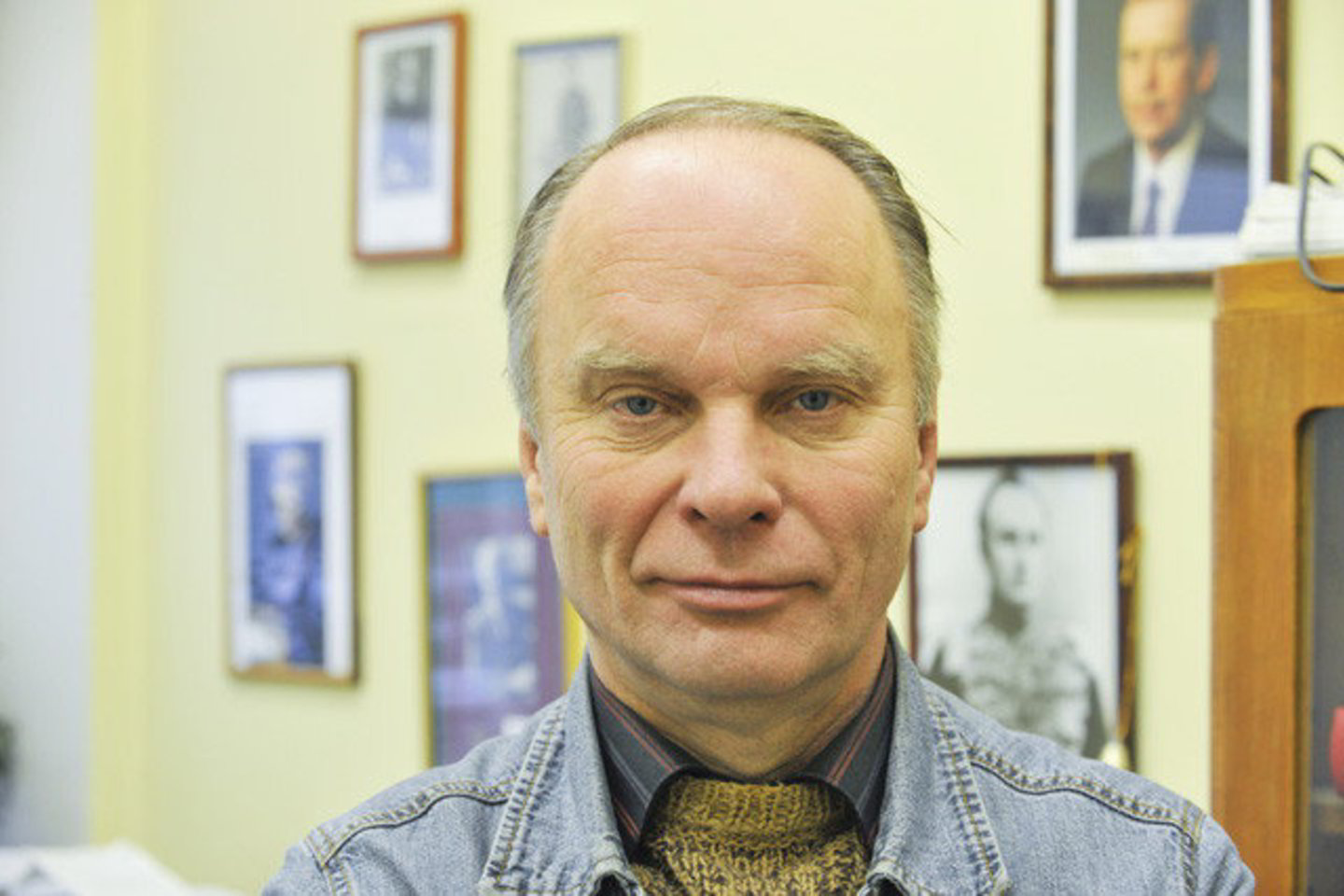 Istorikas Č.Laurinavičius: "Reikėtų taip minėti sausio 13-osiosįvykius, kadši data taptų Lietuvos žmonių pasididžiavimo, tikėjimo ateitimi šaltiniu".