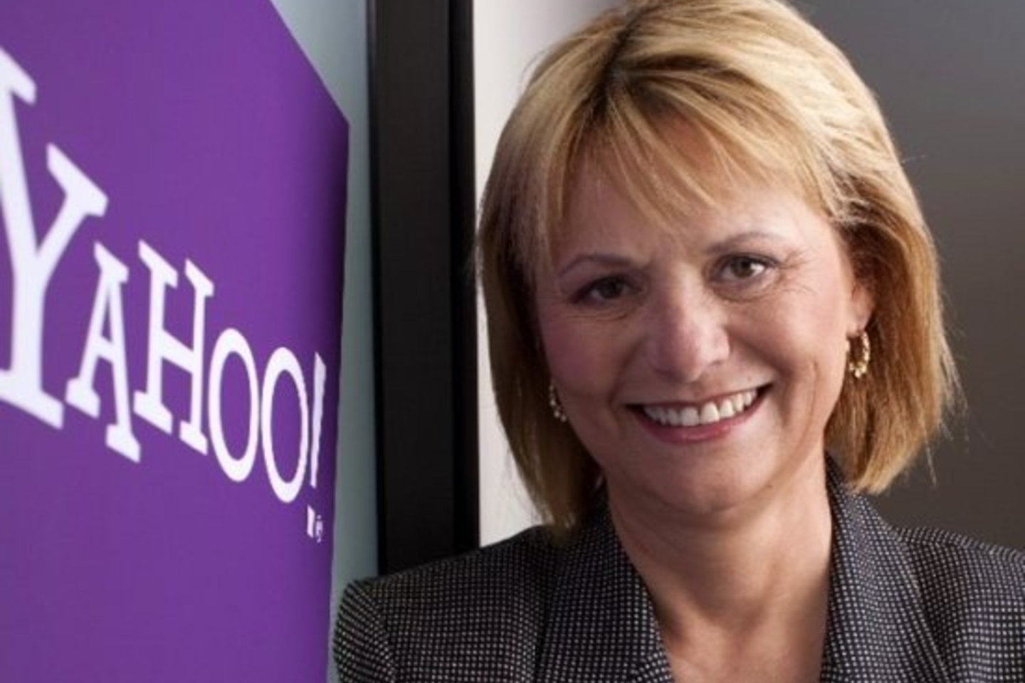 Po maždaug du mėnesius trukusių paieškų „Yahoo“ paskelbė, kad kompanijai vadovaus Carol Bartz, iki tol 14 metų vadovavusi „Autodesk Inc.“ kompanijai.