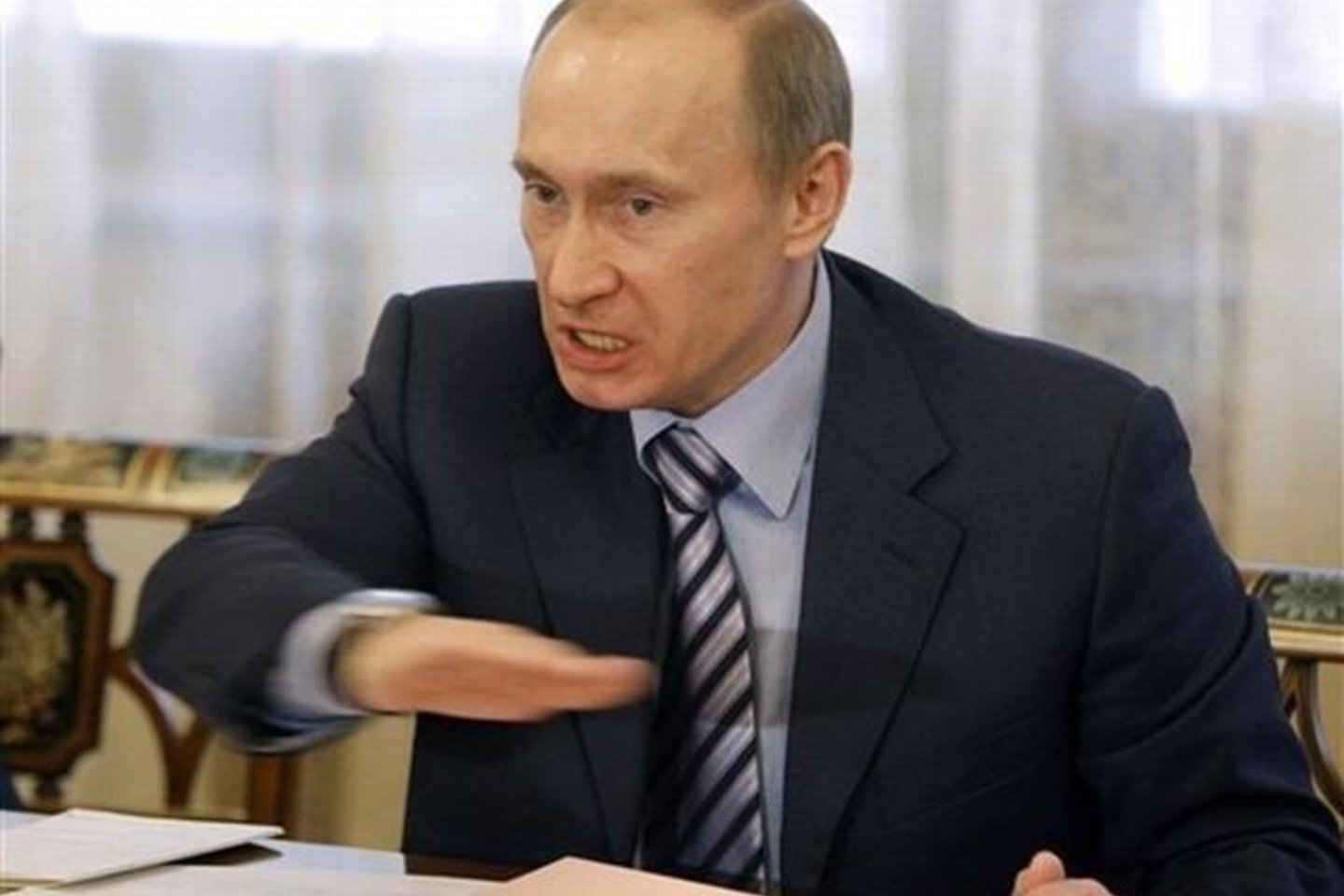 V.Putiną erzina Ukrainos veiksmai.