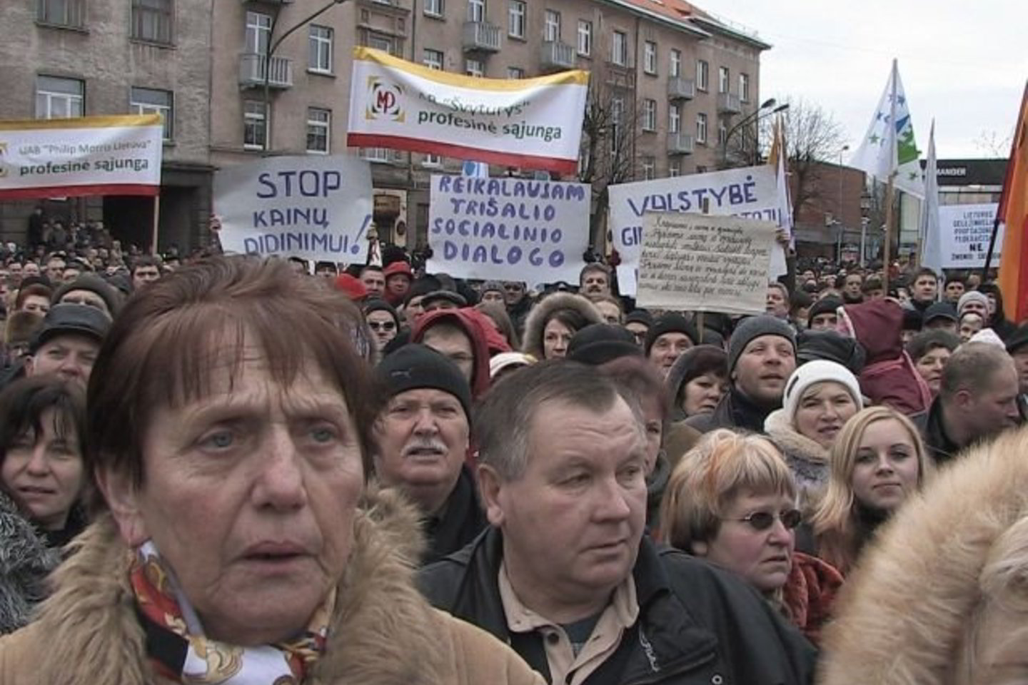 Klaipėdoje susibūrusių žmonių skaičius pranoko mitingo organizatorių lūkesčius.