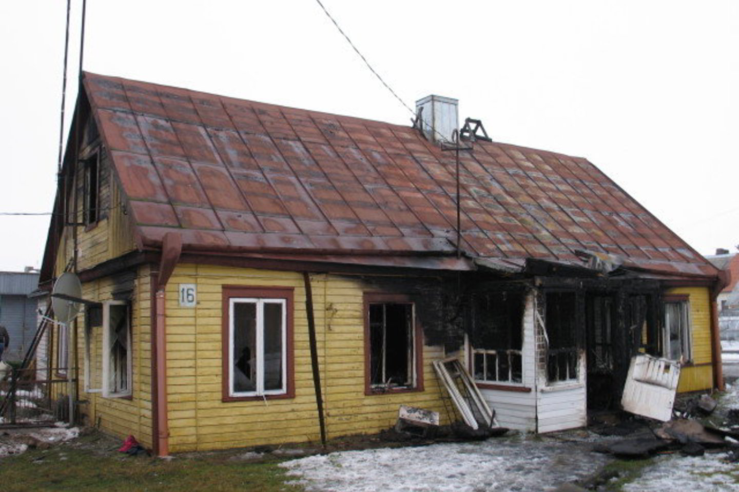 Ukmergėje degė medinis namas.