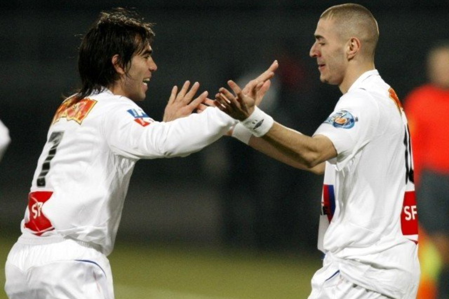 Liono „Olympique“ klubui pergalę garantavo K.Benzema (dešinėje) įvartis.