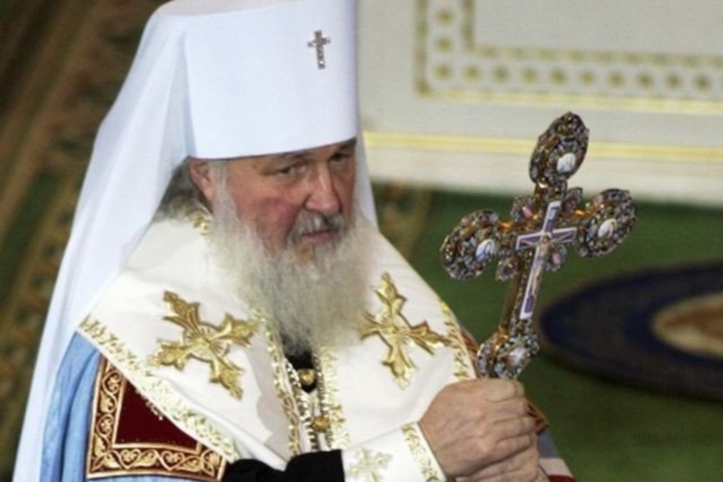 Per iškilmingą Liturgiją į sostą buvo pasodintas 16-asis Maskvos ir visos Rusijos patriarchas Kirilas.
