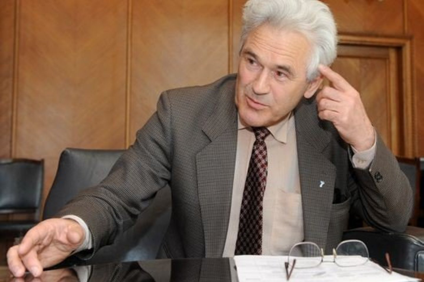 Z.R.Rudzikas sakė, jog kyla didelių problemų dėl akademijos finansavimo.