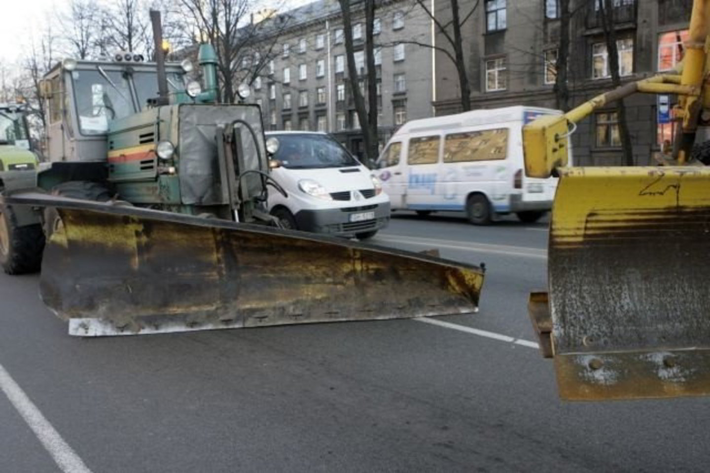 Ūkininkai su savo technika suvažiavo į Rygą.