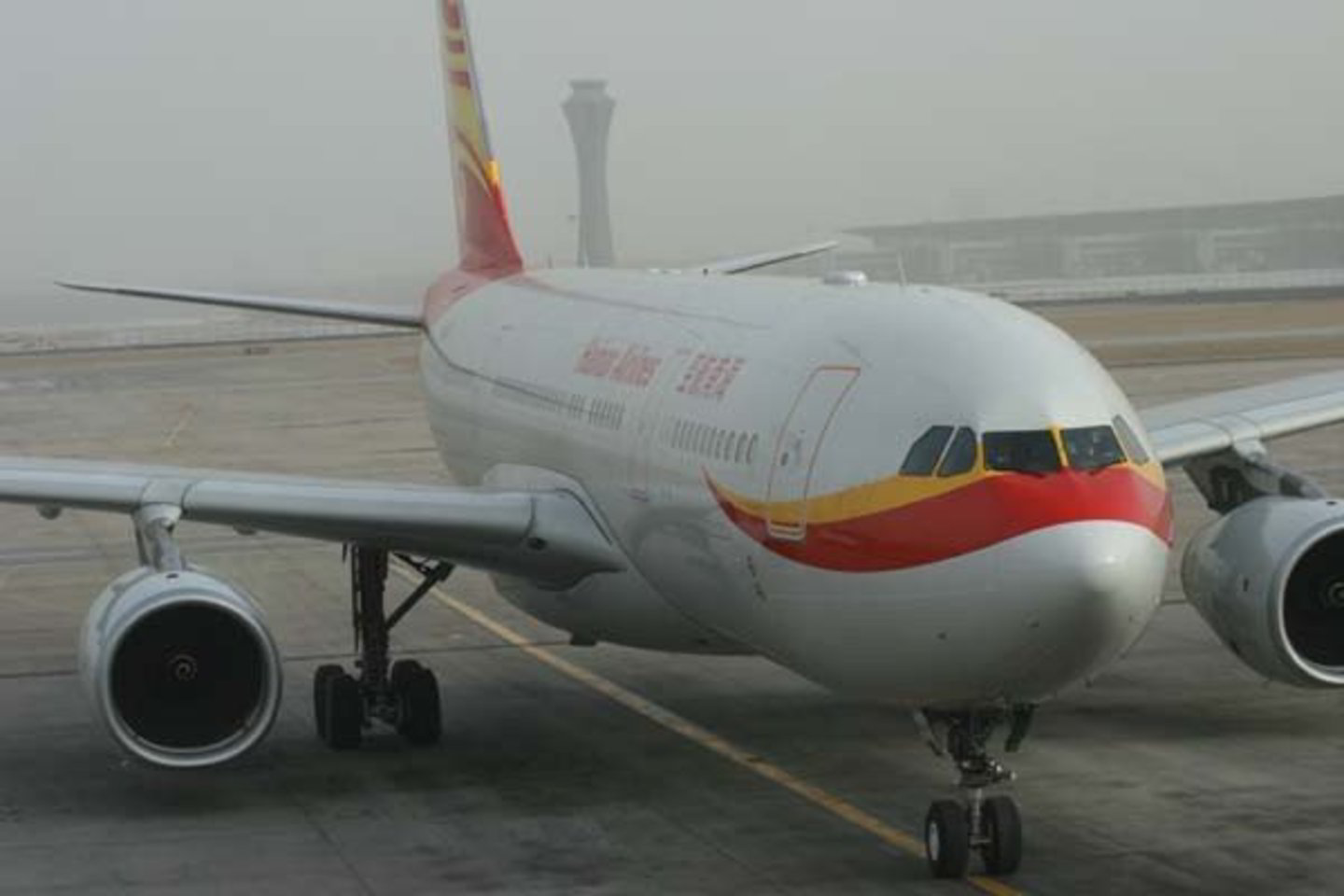 "Hainan Airlines" lėktuvai - pretendentai į Vilniaus oro uosto taką.