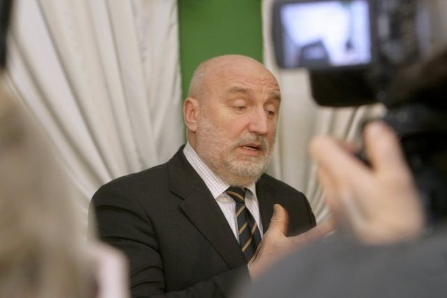 Latvijos premjeras Ivaras Guodmanis priėmė šalies žemės ūkio ministro Martinio Ruozės trečiadienį įteiktą atsistatydinimo pareiškimą.