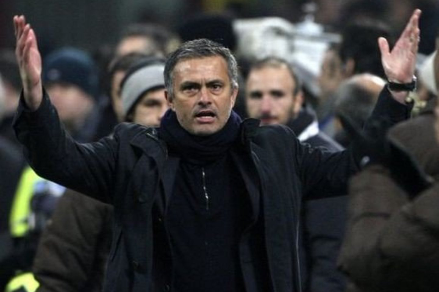 J.Mourinho į kritiką reaguoja aštriai.