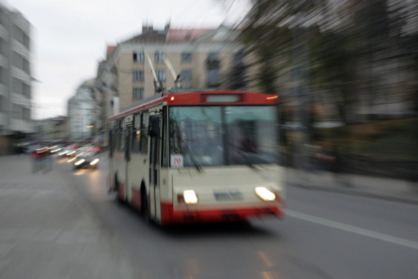 Kodėl keliamos paslaugos kainos ir kartu bloginama paslaugos kokybė?