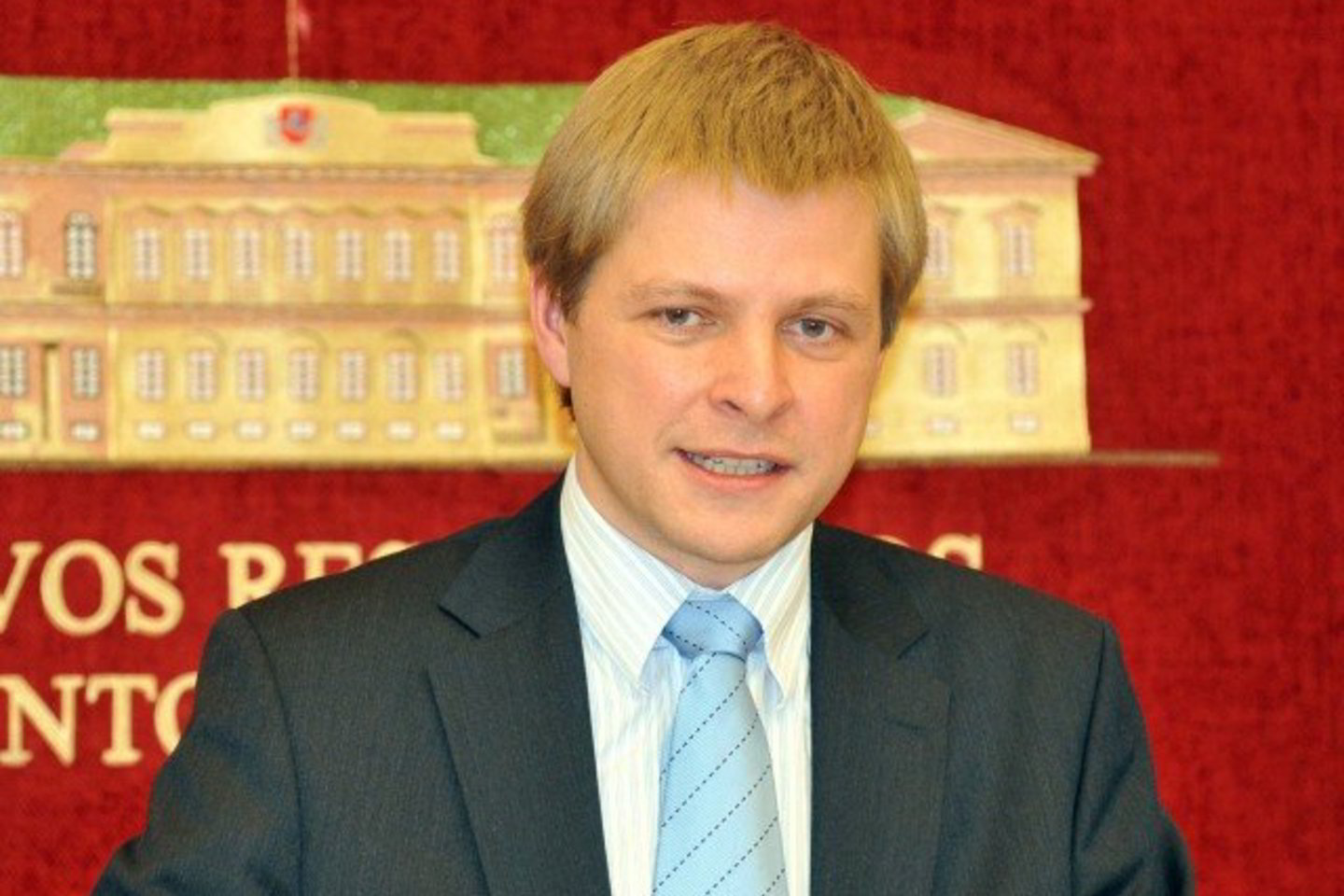 Pasak R.Šimašiaus, sprendimai dėl sandorių tvirtinimo kainų turėtų būti priimti šią vasarą.