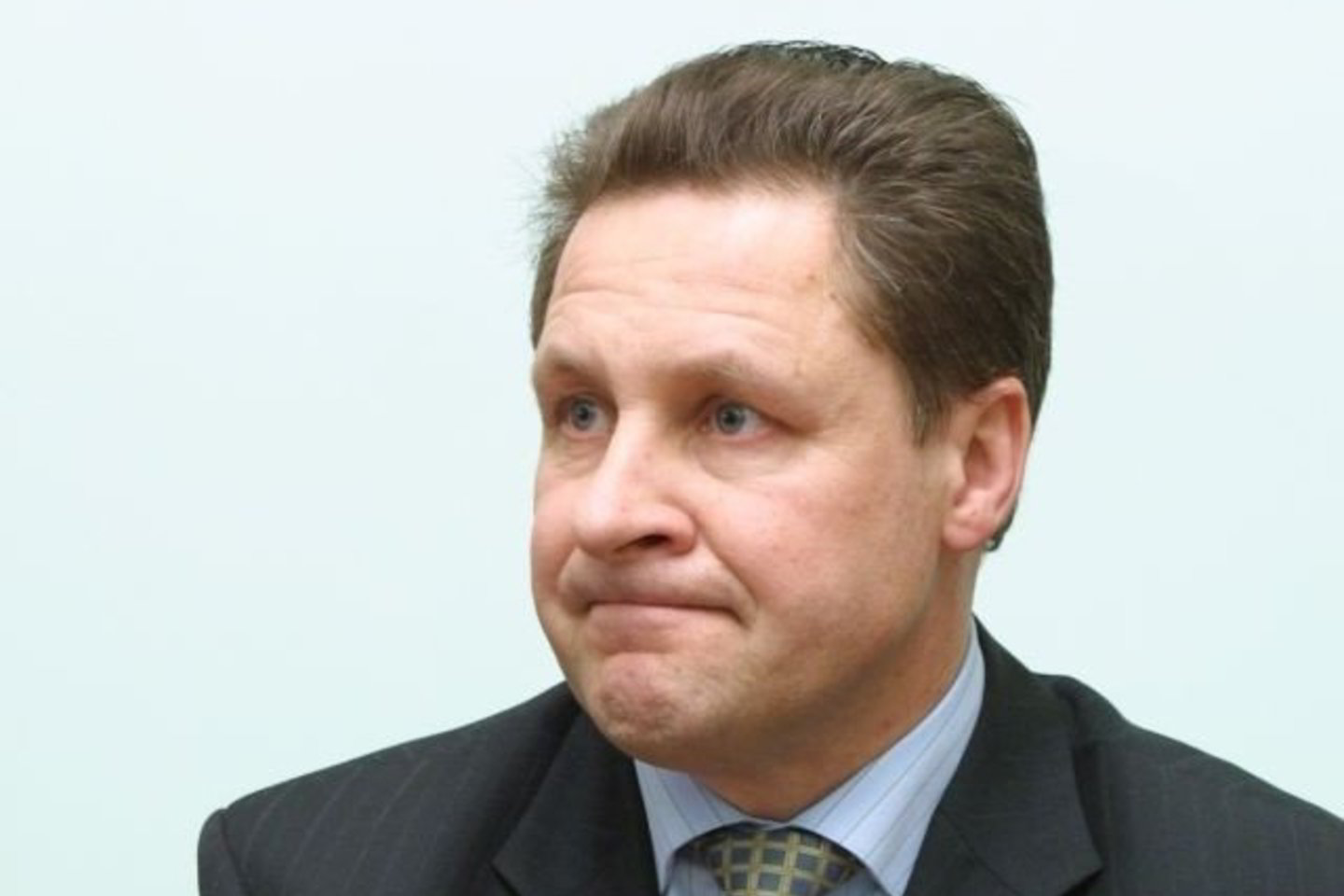 P.Milašauskas iš VTF vadovo pareigų atsistatydino paaiškėjus, kad jis neturėjo teisės dirbti su slapta informacija.