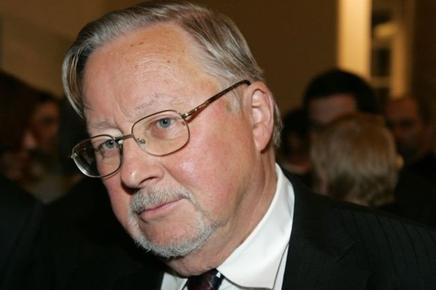 V.Landsbergis bendrapartiečiams laišku praneš, ar dalyvaus prezidento rinkimuose.