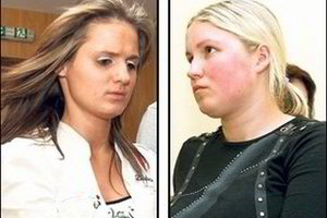 Apeliacinis teismas sumažino iš JAV grąžintoms seserims priteistos neturtinės žalos dydžius