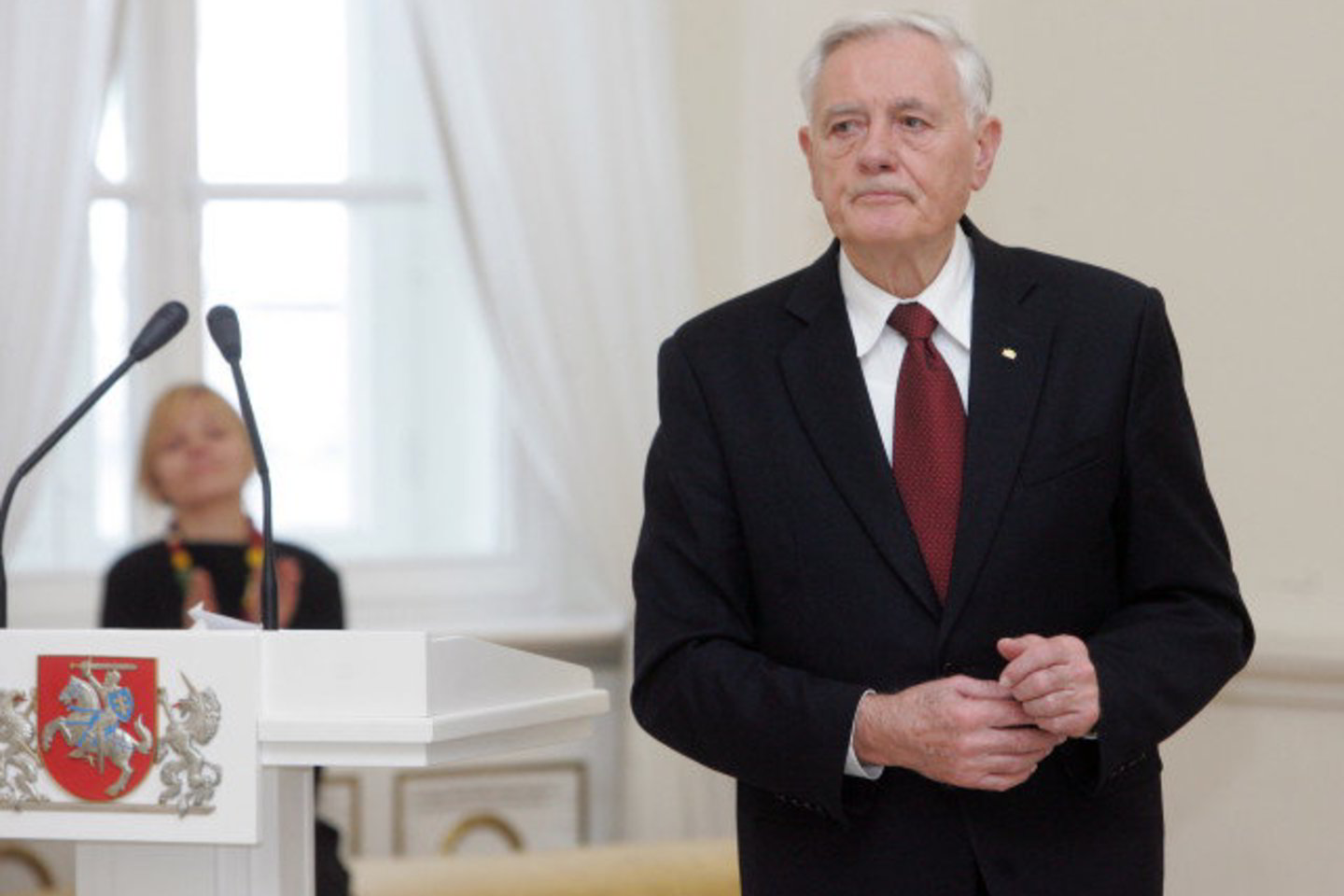 V.Adamkui vėl teks spręsti dilemą, ar atmesti, ar pasirašyti tą patį įstatymą.