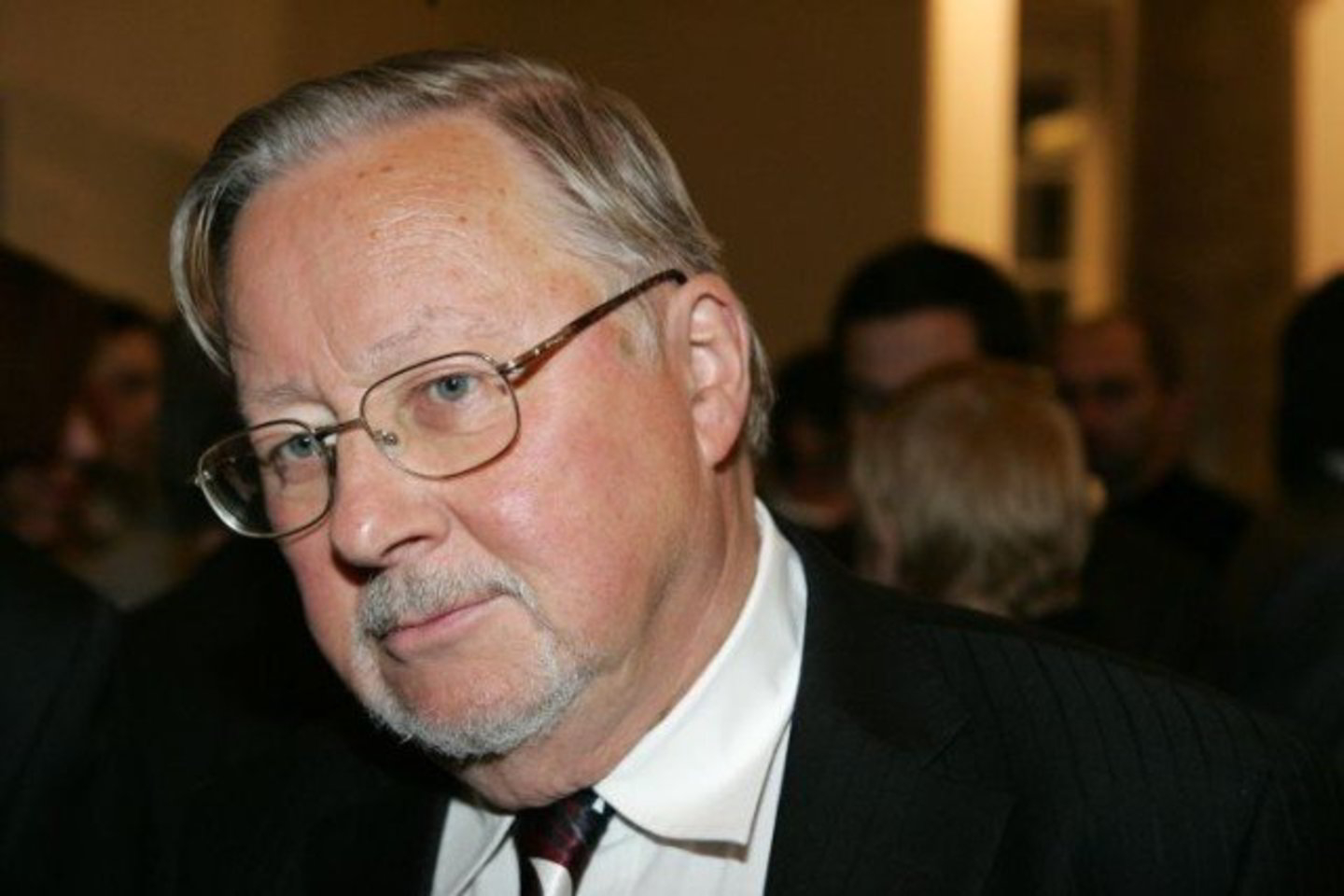 Esamą padėtį valstybėje V.Landsbergis nusakė dar radikaliau: „Valstybė daugeliui yra srėbalo „bliūdas“, kuriam susiūbavus gali užeiti ir „blūdas“.