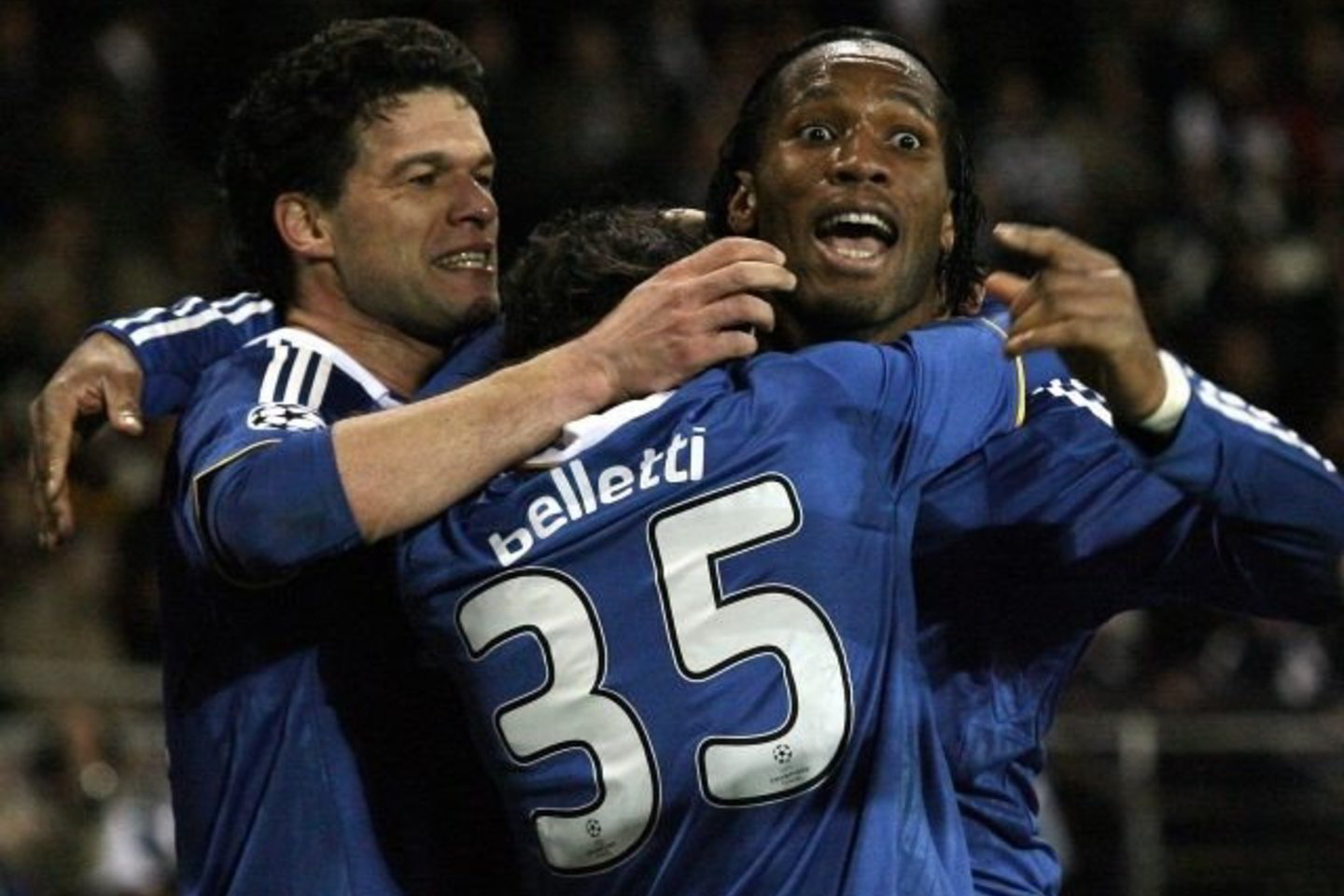 Londono "Chelsea" futbolininkai iškovojo dar vieną pergalę.