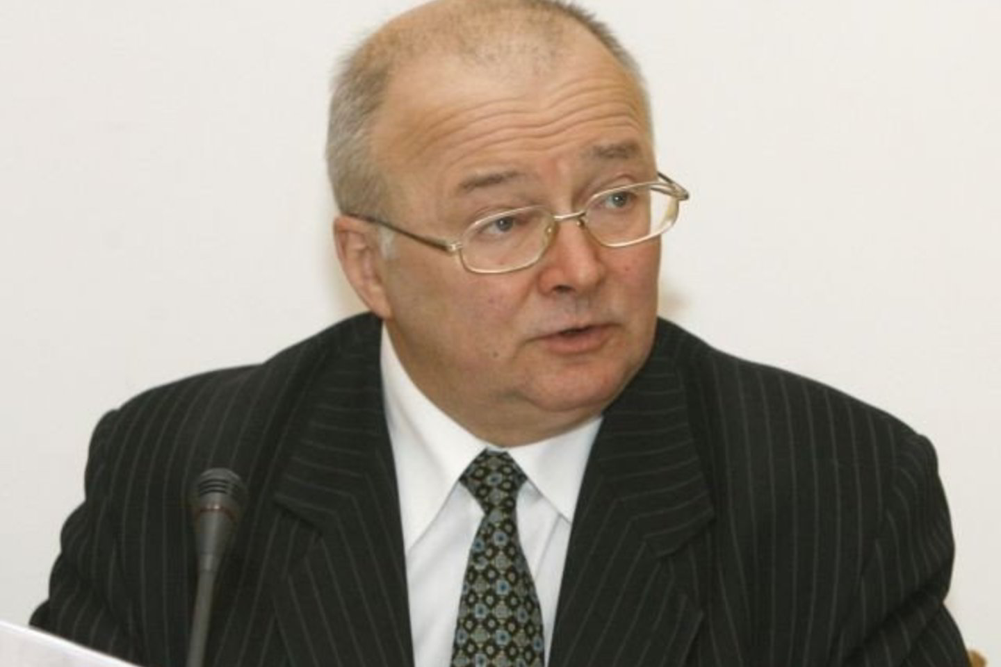 Z.Vaigauskas pranešė, kad jau sulaukė skundo dėl apgaulės būdu renkamų parašų.
