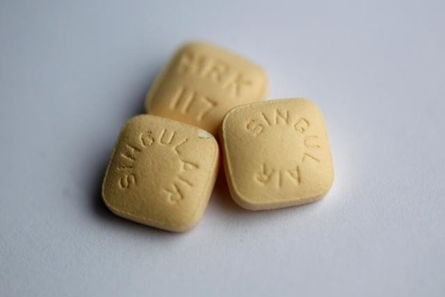 „Merck & Co“, už 41 mlrd. dolerių perėmė septintą pagal dydį JAV konkurentą „Schering-Plough“. Naujojo koncerno metinė apyvarta turėtų siekti apie 47 mlrd. dolerių.