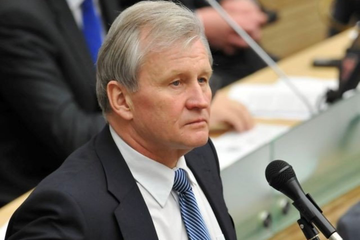 K.Glaveckas vis dar bando sutramdyti po jo pasvarstymų kilusią audrą.