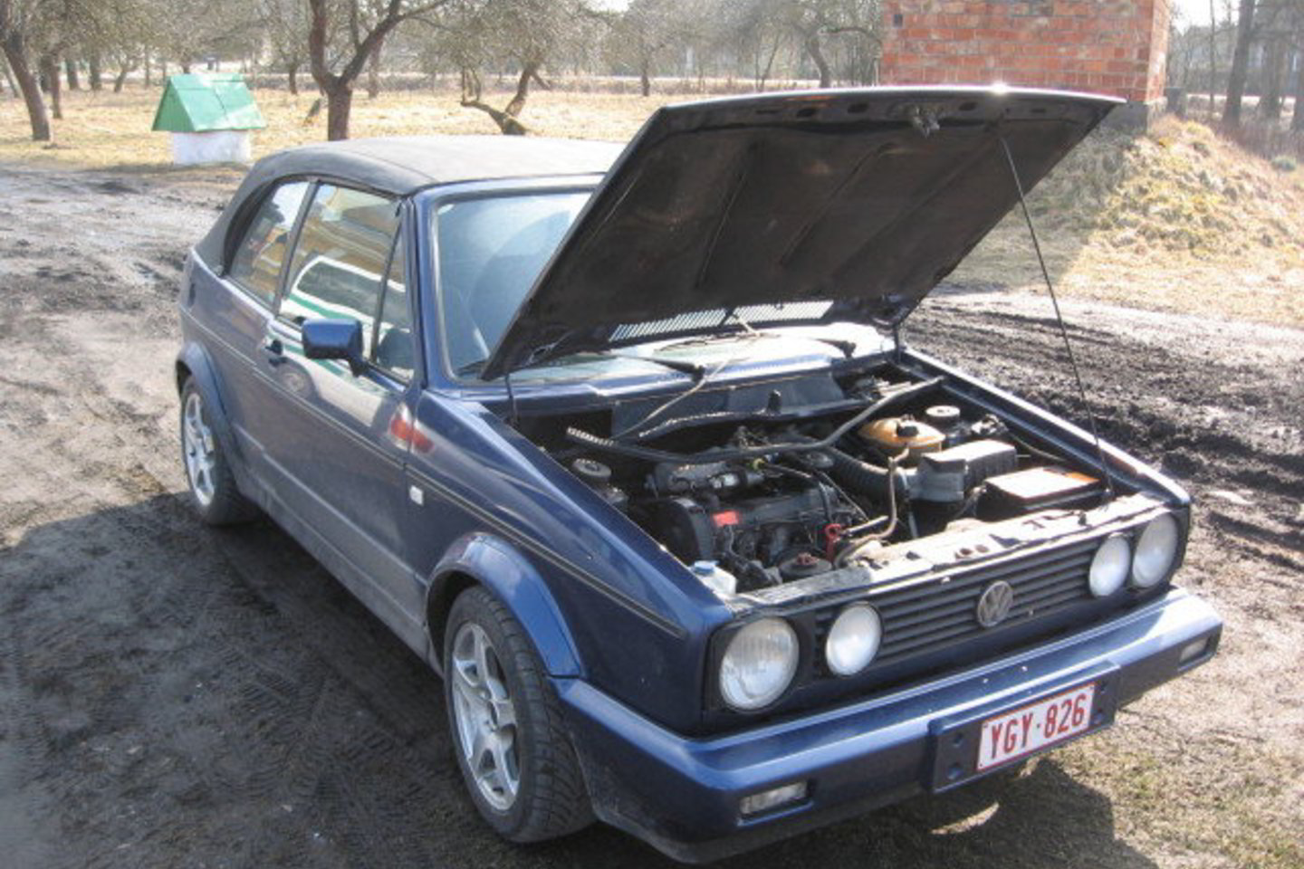Policijos patruliai po gaudynių sulaikė Belgijoje vogtą 1994 metų "Volkswagen Golf".