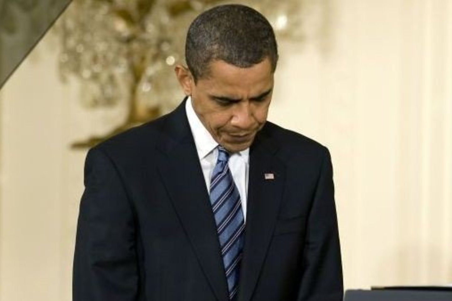 B.Obama raginamas nesiutinti Rusijos.
