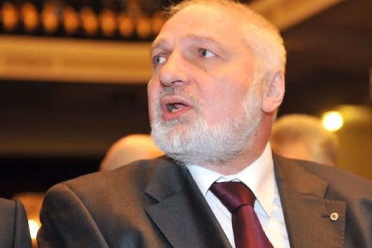 V.Mazuronis parašus ketina pristatyti ketvirtadienį.