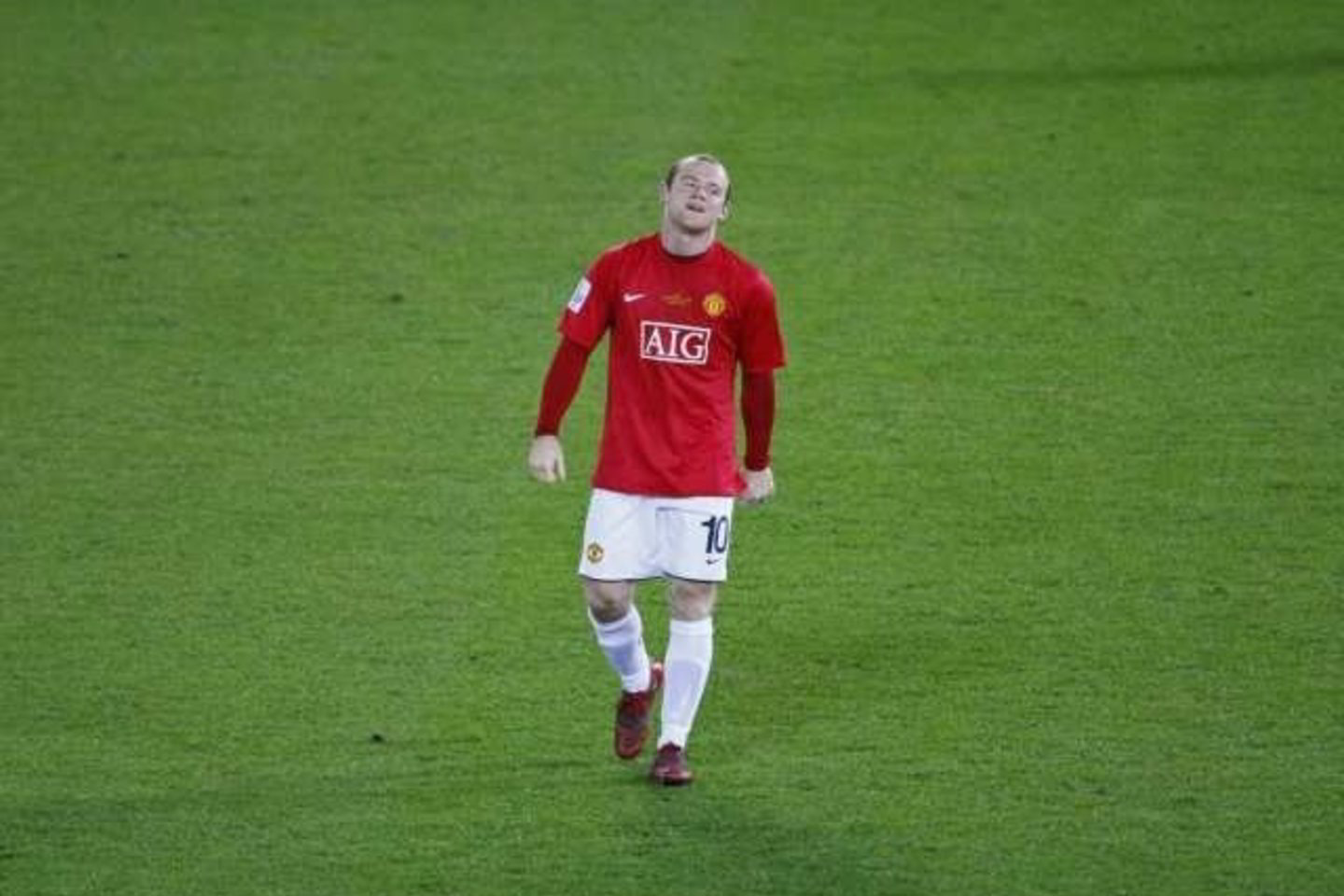 Rungtynių pabaigoje iš aikštės buvo išvytas ir W.Rooney.