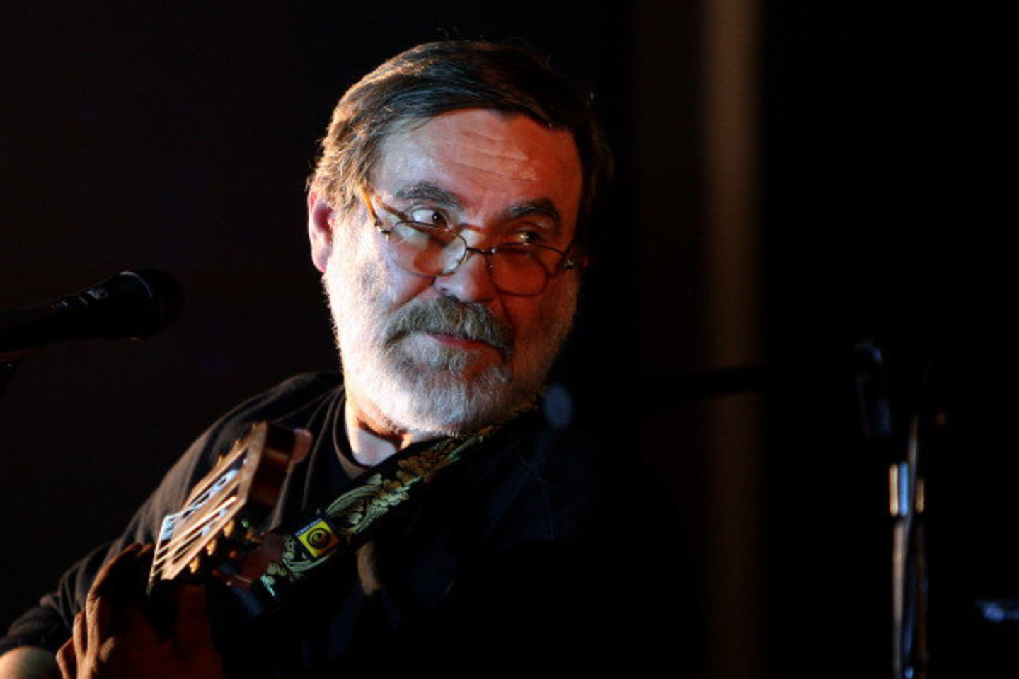 Savaitgalį Lazdijuose gastroliavusio “Domino” teatro spektaklio “Melo detektorius”, kurį režisavo K.Smoriginas, pasižiūrėti žmonės plūdo tarsi į atlaidus bažnyčioje.