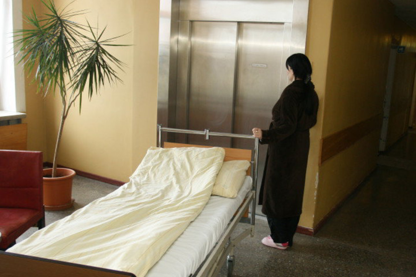 Vis daugiau žmonių išgirdę baisiąją diagnozę - vėžys, po gydymo visiškai pasveiksta.