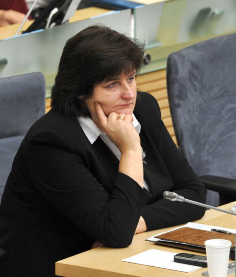 L.Graužinienė surinko per 33 tūkst. gyventojų parašų.