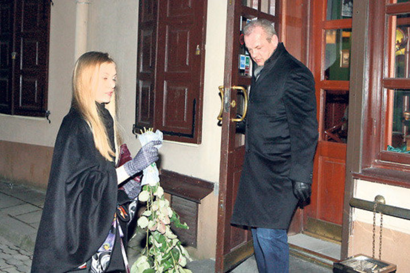 Verslininkas L.Pinkevičius su šviesiaplauke palydove kovo 20 dieną maždaug dvi valandas vakarieniavo sostinės restorane „Markus ir Ko”. Iš jo pora išėjo prieš pat vidurnaktį.