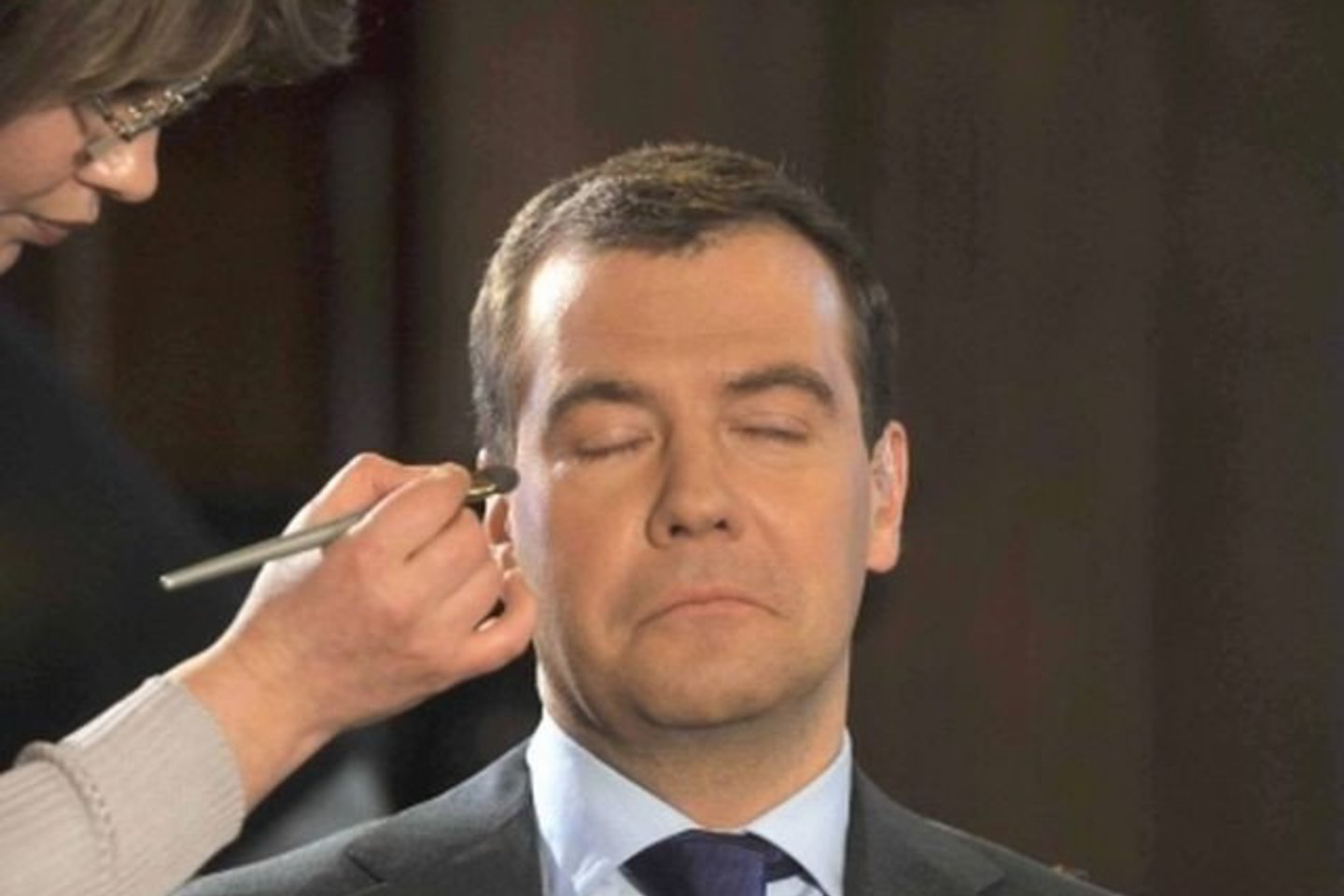 D.Medvedevas į britų žurnalisto klausimus atsakinėjo savo rezidencijoje Maskvoje.