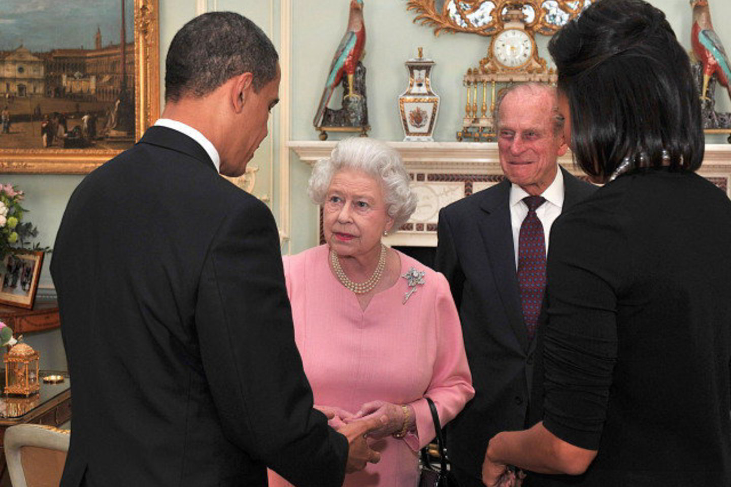 JAV prezidentas B.Obama apsikeitė dovanomis su Didžiosios Britanijos karaliene ir jos vyru.