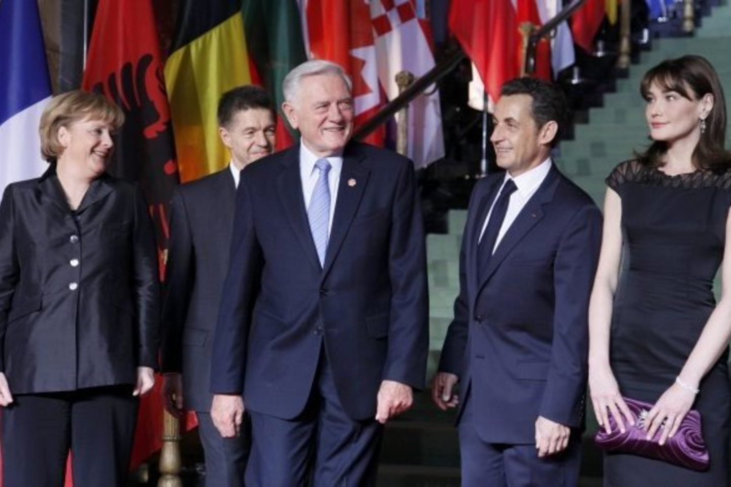 V.Adamkus dalyvauja NATO viršūnių susitikime Strasbūre.