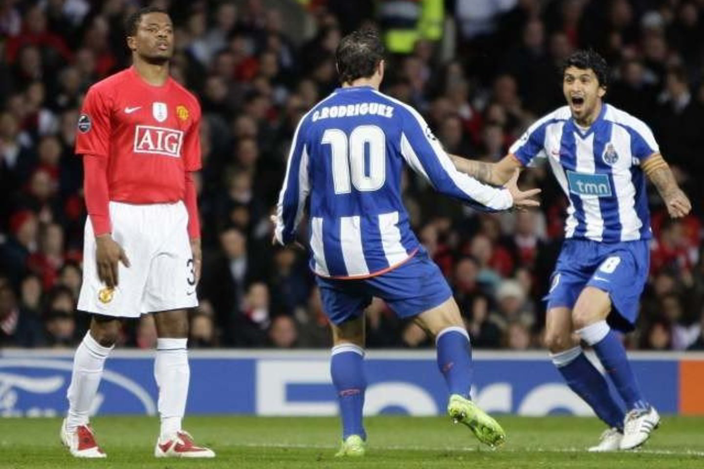 „Porto“ futbolininkai pasiekė lygiąsias Mančesteryje.